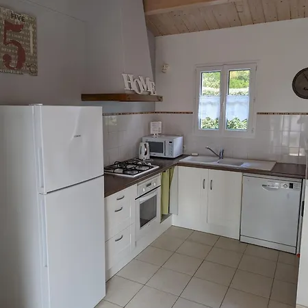 La Grande Margotte By Edgar Et Alfred Saint-Georges-d'Oleron